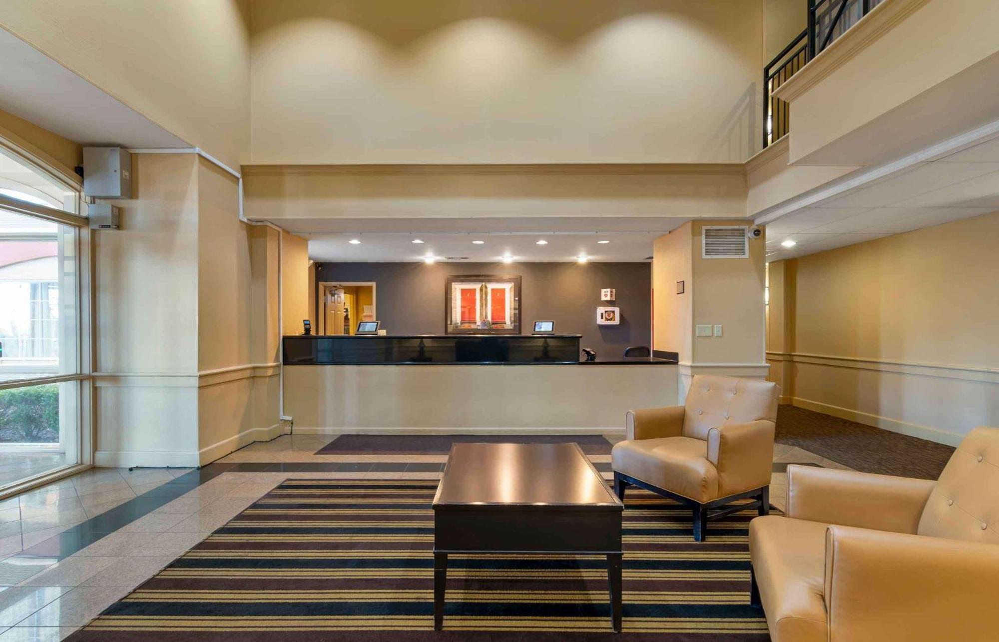 Extended Stay America Suites - Kansas City - Overland Park - Metcalf Ave Eksteriør billede